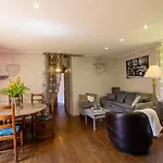 Tatil Evi Proche De La Dordogne Avec Grand Jardin Et Cheminee - Fr-1-616-61 *